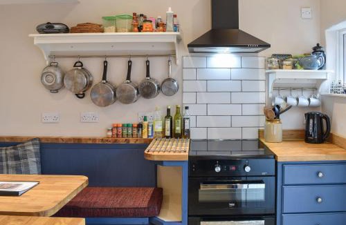 Whatstandwell House | Vine Cottages