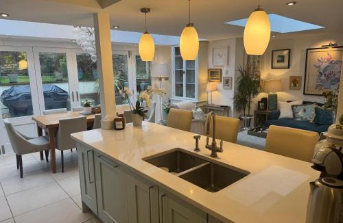 Tetbury House | Vine House