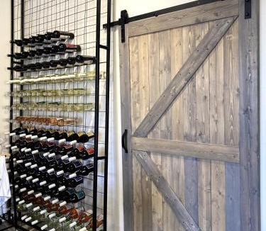 Outlook House | Vineyard and winery guest house