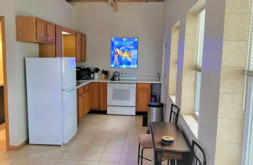 Holmesville Cottage | Vineyard Cottage
