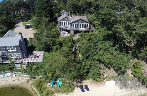 Tisbury House | Vineyard Haven Beach House