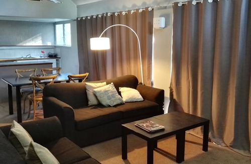 Lovedale House | Vineyard Hill