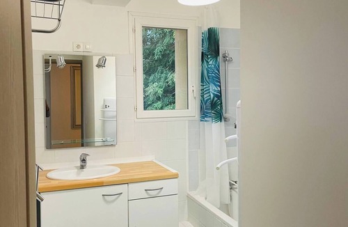 Veyre-Monton House | Vineyard house