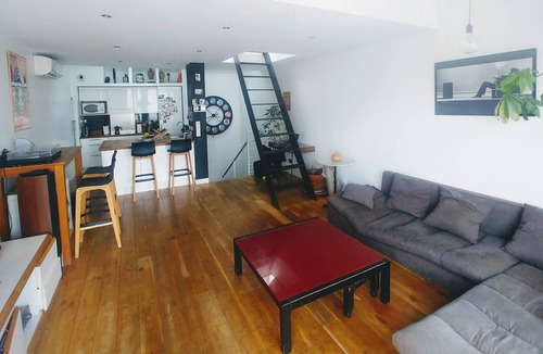 Celleneuve House | Vineyard house revisited by an architect