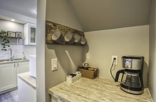 Beamsville Other | Vineyard Location Clean Spacious Family Accommodation 3 Bedroom