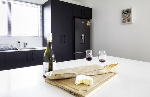 Dyerville House | Vineyard retreat