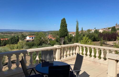 Montbrun-des-Corbieres Villa | Vineyard Villa Bliss