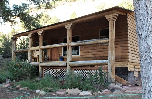 Monticello Cabin | Vineyard views from our cozy Montezuma Cabin