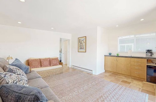 Sonoma Villa | Vineyard Villa: Pool | Spa | Games Room | EV Char.