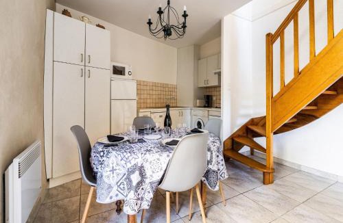 Minerve House | Vineyards & Village Stay