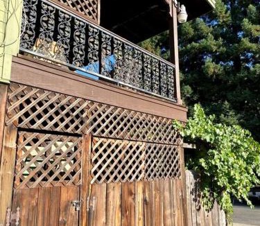Sutter Creek Apartment | Vintage 1857~Stone & Beam Cellar