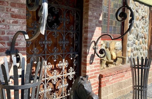 Sutter Creek Apartment | Vintage 1857~Stone & Beam Cellar