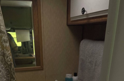 Cambria House | Vintage 19' Camper close to Niagara Falls