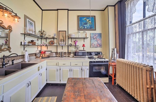 La Porte Apartment | Vintage Apartment in Historic Downtown La Porte!