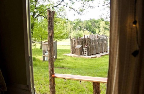 St. Clair House | Vintage Camper Rental Ideal for Glamping in Missouri, MO