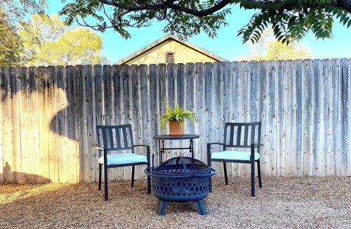 Roswell Cottage | Vintage Charm Meets Modern Comfort~Pet Friendly
