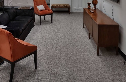 Durhamville Apartment | vintage charm on broad