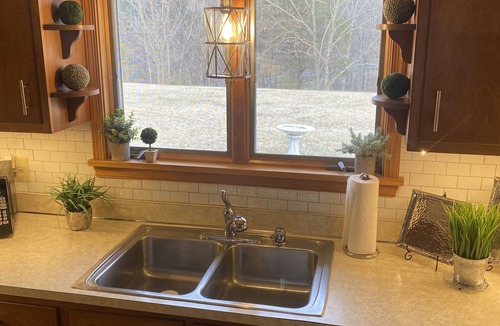 Shenandoah House | Vintage Charm With Modern Amenities With Mountain Views