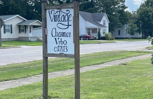 Greenup House | Vintage Charmer on Main Street