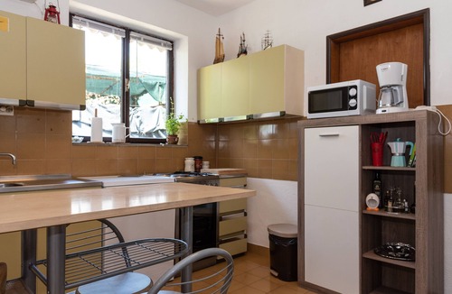 Grohote House | Vintage Family Guest House