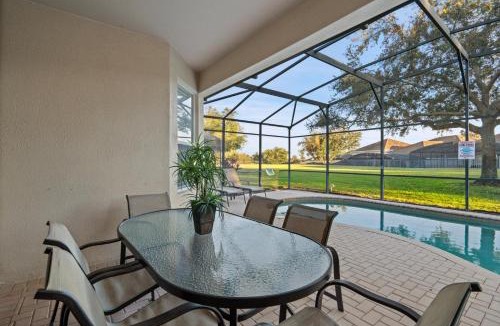 Bay Lake House | Vintage Five