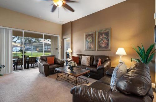 Bay Lake House | Vintage Five