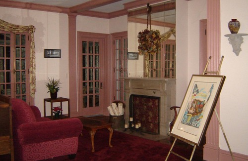 Newark Bed & Breakfast | Vintage Gardens Bed & Breakfast