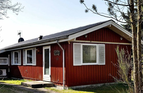 Silkeborg House | Vintage Holiday Home in Silkeborg in a Natural Area