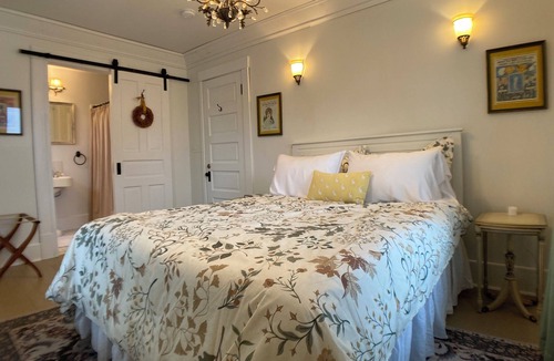 South Haven Bed & Breakfast | Vintage Inn at Veritas Estate