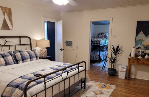 Fort Davis Bed & Breakfast | Vintage Inn