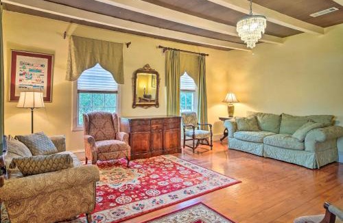New Roads House | Vintage Louisiana Vacation Rental Home