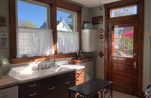 Oakley House | Vintage Oakley Home