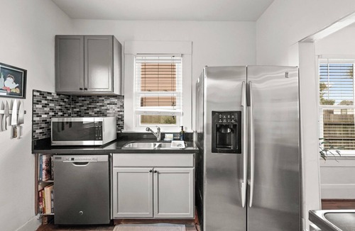 Northside House | Vintage Oasis Near Stadiums & Downtown, Huge Yard