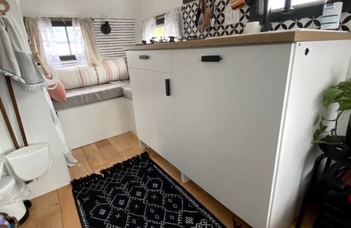 Parksville House | Vintage Shasta Camper for the best of NYC Glamping