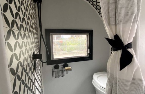 Parksville House | Vintage Shasta Camper for the best of NYC Glamping