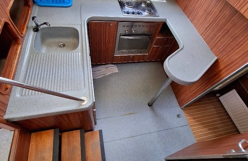 Chenille-Change Boat Rental | Vintage stay on moored barge - 3 cabins/7 guests