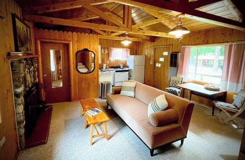Salida Cabin | Vintage TATA River Cabin: Shavano Cabin