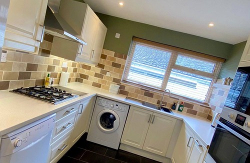 Weston-super-Mare House | Vintage Vibes