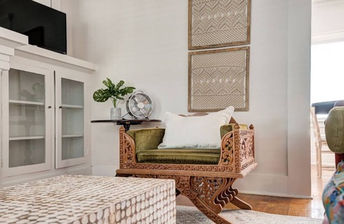 Central Oklahoma City Villa | Vintage Villa| Centrally located | Historic OKC