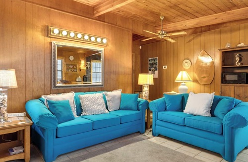 Laguna Beach Estates House | Vintage Waves
