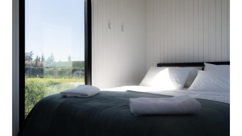 Burnham House | Vintners Retreat by Tiny Away