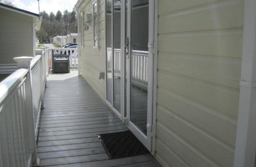 Ringwood Resort | Violet 28 Oakdene Forest Park