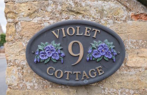 Feltwell House | Violet Cottage