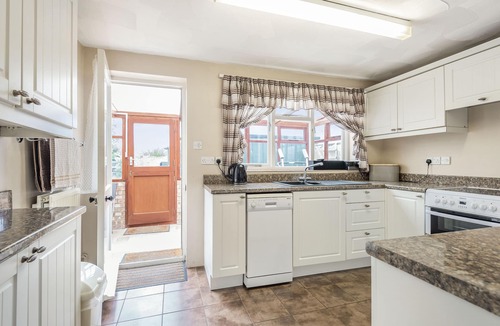 Feltwell Cottage | Violet Cottage