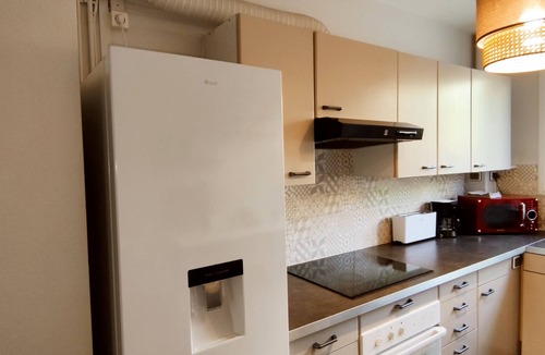 Saumur Apartment | Violettes Blanches ★ Cosy★ Private parking ★ TV ★ WiFi