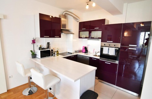 Rijeka Apartment | Violica