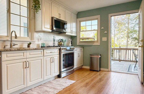 Hasbrouck Heights House | VIP World Cup Basecamp <5 Mi to MetLife, 4 Min Teterboro, Chef + Private Driver