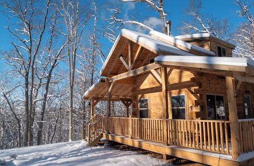 Viroqua Cabin | Vireo Cabin at Driftless Creek