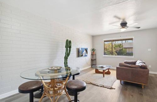 Camelback East Apartment | Viridian Biltmore Villa with Pool