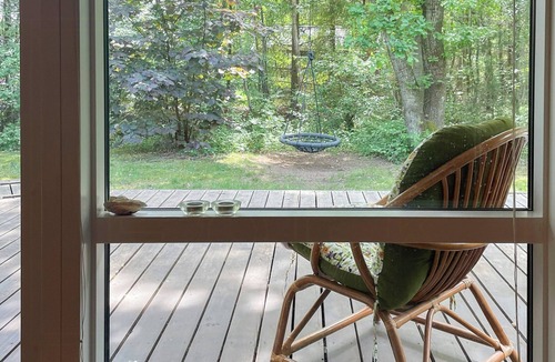Sundstrup House | Virksund home with grounds and hot tub
